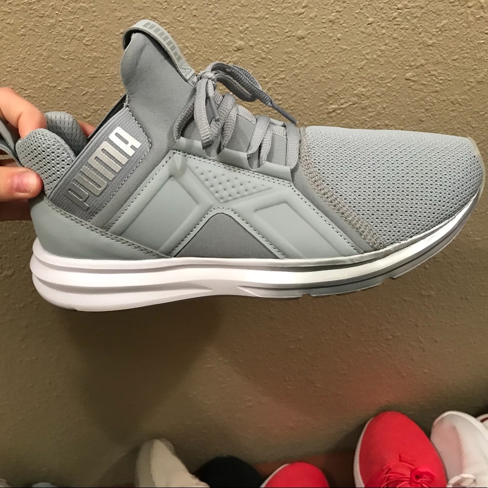 Women’s Puma Tennis Shoe